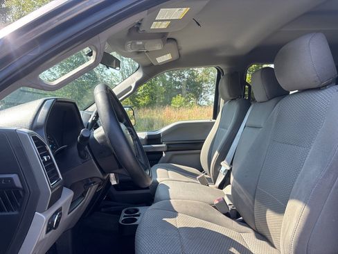 Used 2018 Ford F150 XLT RWD image 11