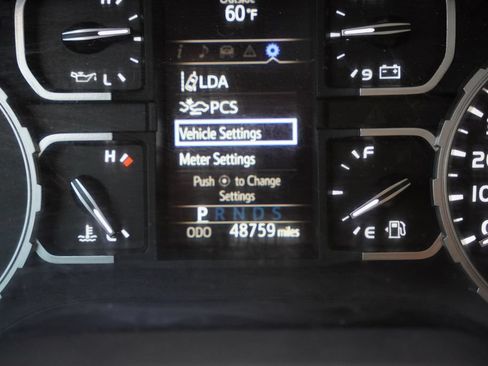 Used 2021 Toyota Tundra SR5 AWD/4WD image 7