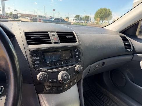 Used 2005 Honda Accord EX-L image 17