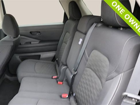 Used 2024 Nissan Pathfinder SV image 12