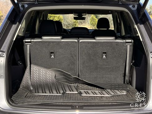 Used 2023 Volkswagen Atlas SEL Premium image 31