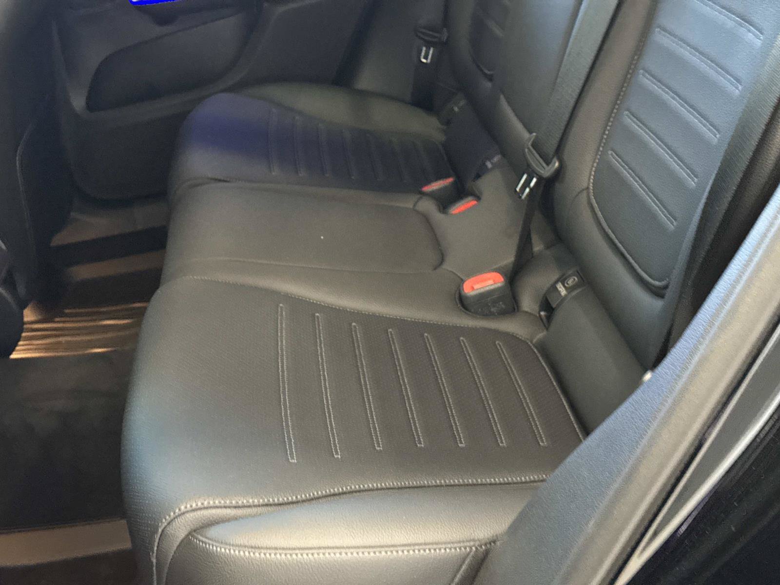 Certified 2026 Mercedes-Benz GLC 300 4MATIC image 5