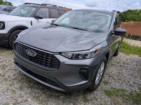 Used 2024 Ford Escape Active w/ Tech Pack #1 AWD/4WD image 3