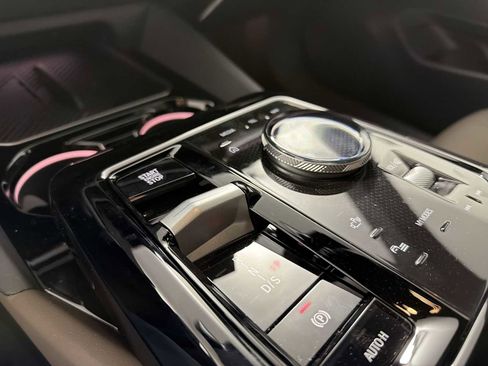 New 2026 BMW 530i xDrive w/ Convenience Package image 16