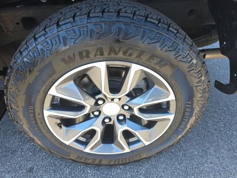 Used 2022 Chevrolet Silverado 1500 LT w/ All Star Edition Plus AWD/4WD image 6