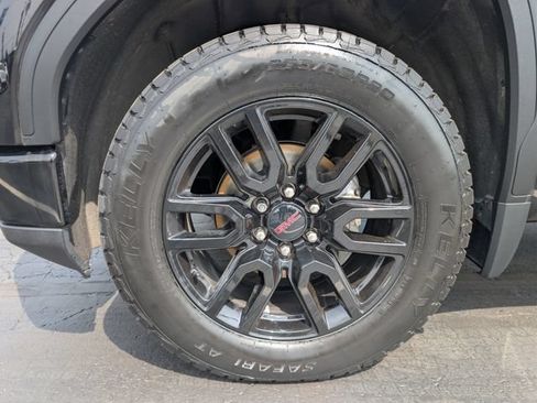 Used 2023 GMC Sierra 1500 Elevation w/ X31 Off-Road Package AWD/4WD image 27