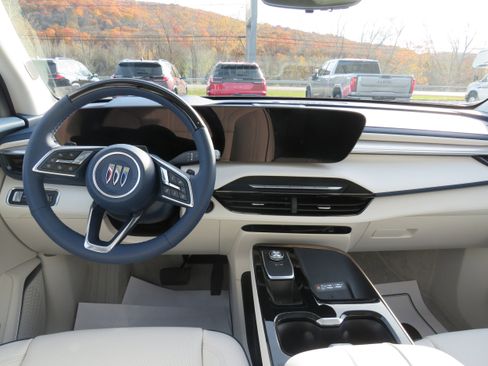 New 2026 Buick Enclave Avenir w/ Super Cruise Package image 12