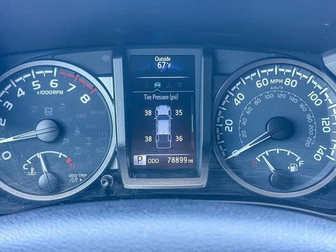 Used 2023 Toyota Tacoma TRD Off-Road AWD/4WD image 24
