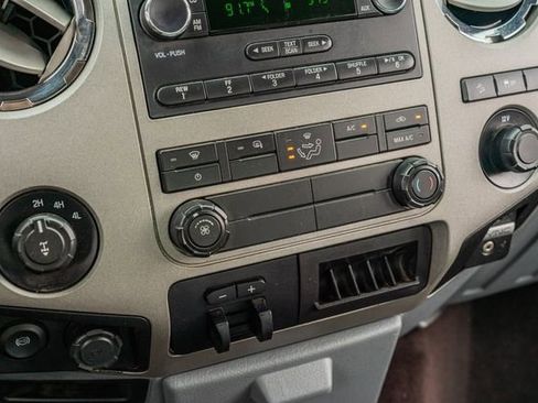 Used 2015 Ford F250 XLT w/ XLT Value Package image 28