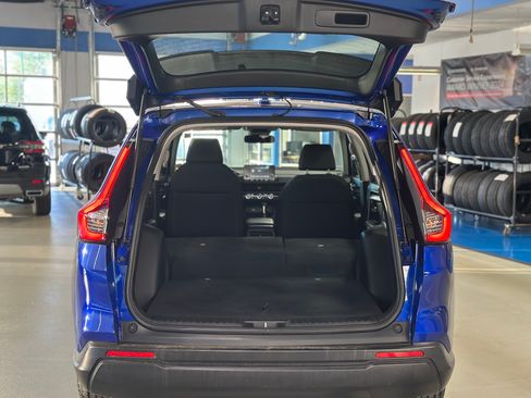 Used 2024 Honda CR-V LX image 6