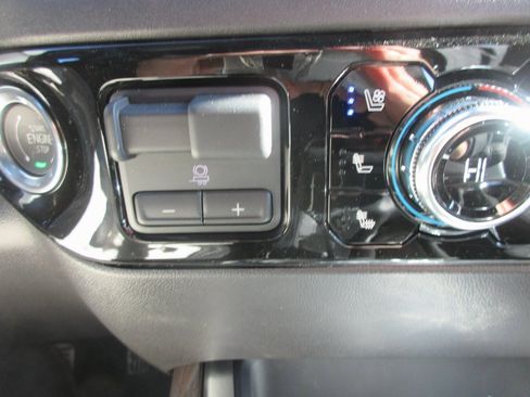 New 2026 GMC Sierra 1500 SLT w/ SLT Premium Plus Package image 20