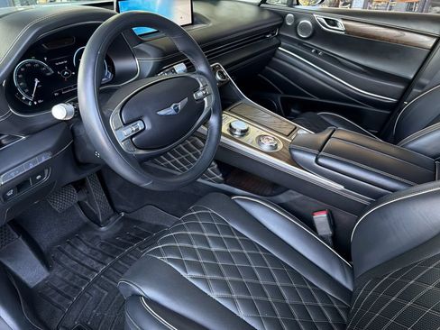 Used 2023 Genesis GV80 3.5T AWD/4WD image 11