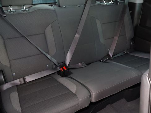 Used 2023 Chevrolet Silverado 1500 Custom image 21