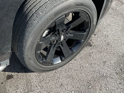 Used 2019 Cadillac Escalade Luxury image 15