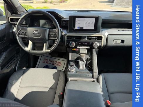 Used 2024 Toyota Tacoma SR5 AWD/4WD image 13