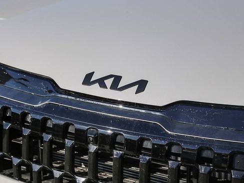 New 2026 Kia Sportage X-Line Prestige image 14