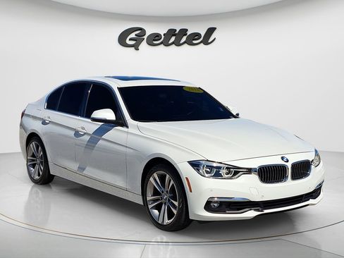 Used 2018 BMW 330i Sedan image 2