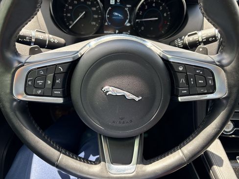 Used 2020 Jaguar F-PACE Prestige AWD/4WD image 8