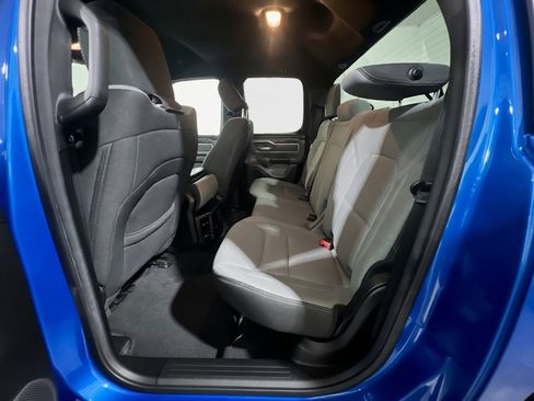 Used 2022 RAM 1500 Big Horn AWD/4WD image 16