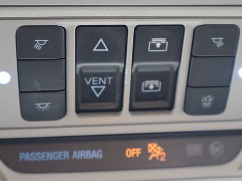 Used 2022 Ford Explorer XLT w/ Equipment Group 202A image 29