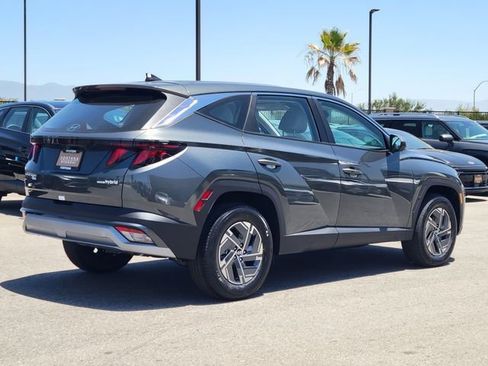 New 2026 Hyundai Tucson SE FWD image 4