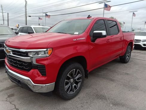 Used 2022 Chevrolet Silverado 1500 LT image 1