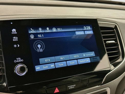 Used 2024 Honda Passport EX-L image 21