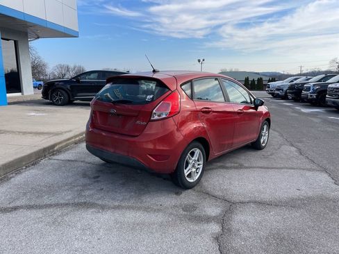 Used 2018 Ford Fiesta SE image 8