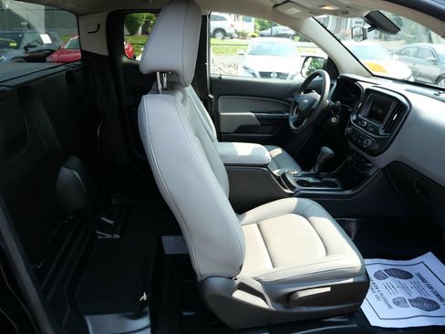 Used 2020 Chevrolet Colorado 2WD Extended Cab image 23