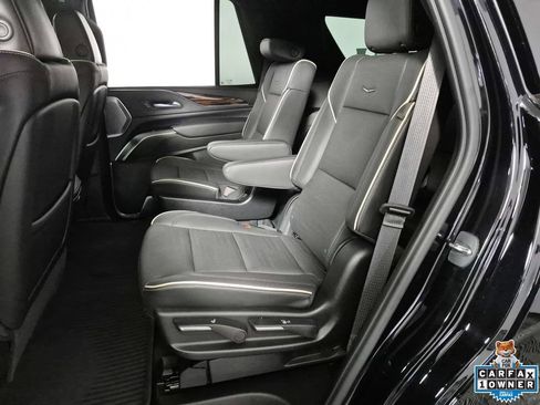Used 2023 Cadillac Escalade Premium Luxury w/ Performance Package AWD/4WD image 26
