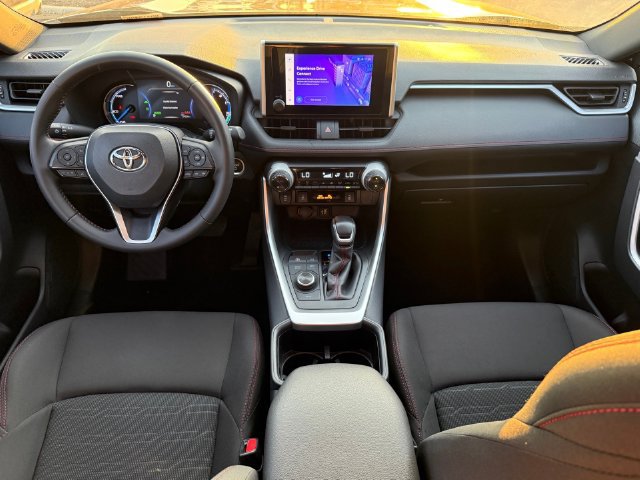 Used 2024 Toyota RAV4 SE AWD/4WD image 24