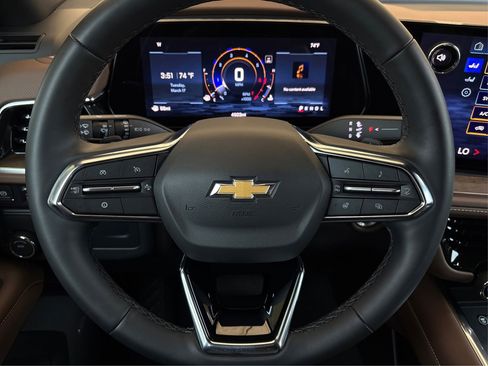 Used 2026 Chevrolet Suburban High Country image 19