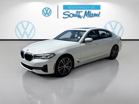 Used 2023 BMW 540i xDrive w/ Convenience Package AWD/4WD image 3