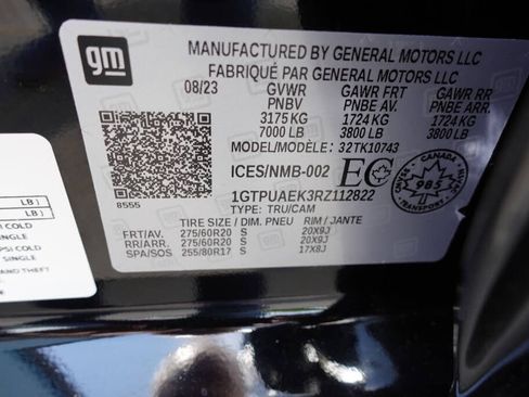 Used 2024 GMC Sierra 1500 Pro w/ Graphite Edition AWD/4WD image 19
