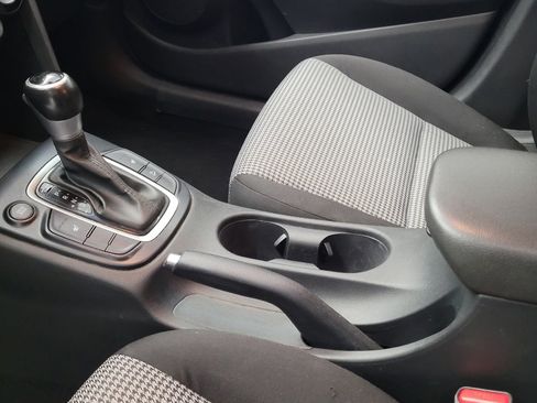 Used 2021 Hyundai Kona SEL FWD image 26