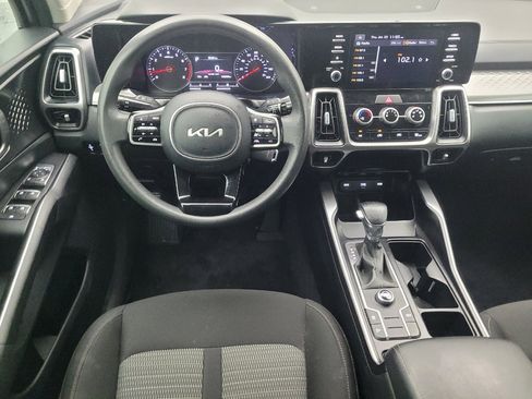 Used 2022 Kia Sorento LX FWD image 22