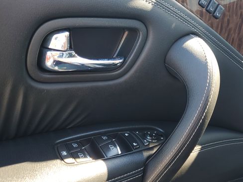 Used 2019 Nissan Armada SL w/ Premium Package image 19