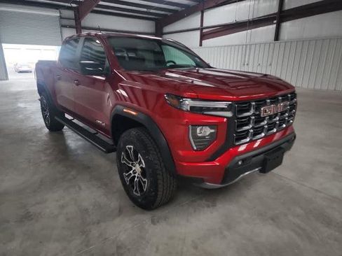 Used 2024 GMC Canyon AT4 w/ Technology Package AWD/4WD image 7
