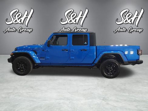 Used 2021 Jeep Gladiator Sport image 15