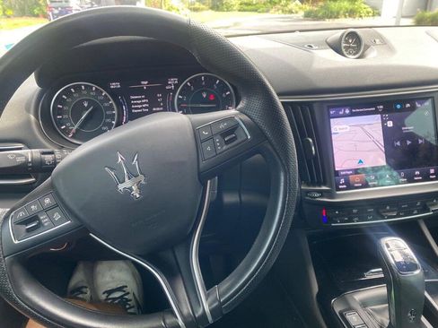 Used 2022 Maserati Levante GT image 16