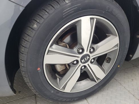 Used 2018 Kia Forte S FWD image 31