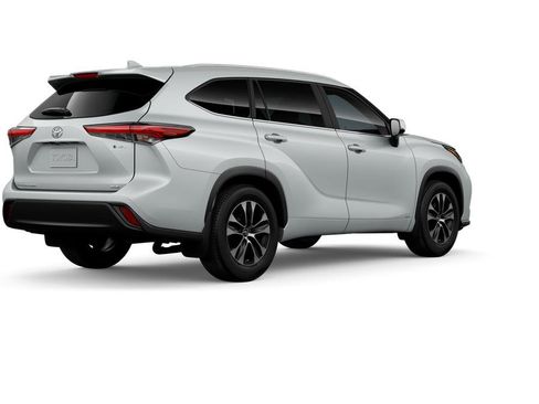 New 2026 Toyota Highlander XLE image 10