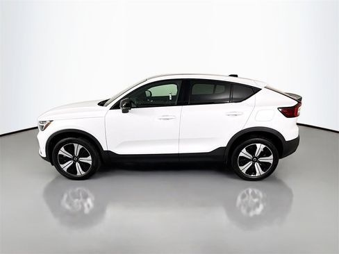 Used 2023 Volvo C40 P8 Recharge Plus image 2