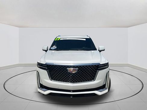 Certified 2023 Cadillac Escalade ESV Premium Luxury AWD/4WD image 2