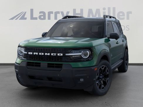New 2025 Ford Bronco Sport Outer Banks w/ Outer Banks Tech Package+ AWD/4WD image 2