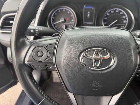 Used 2024 Toyota Camry SE image 25