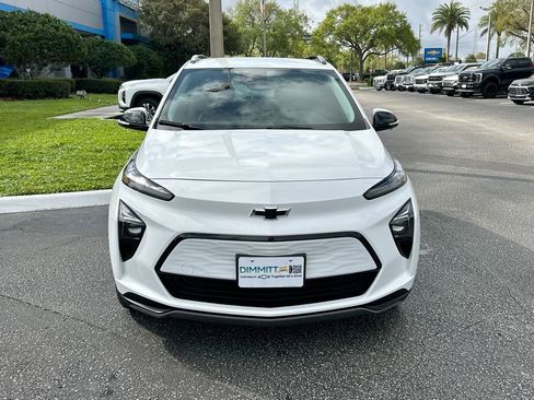 Used 2023 Chevrolet Bolt EUV Premier image 2