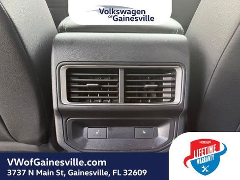 Certified 2025 Volkswagen Atlas Cross Sport SEL AWD/4WD image 13
