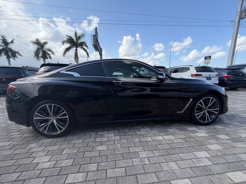 Used 2022 INFINITI Q60 3.0t Luxe w/ Cargo Package RWD image 10