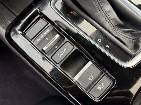 Certified 2024 Acura Integra FWD image 29